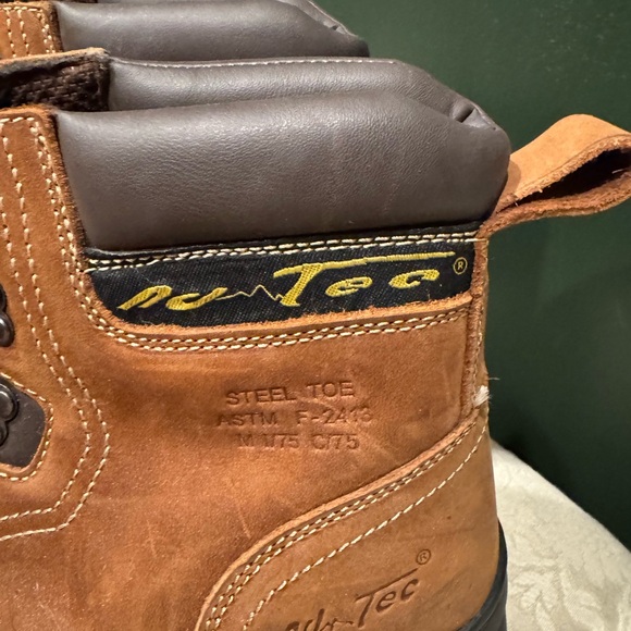 Sold 🛑 - Picture 2 of 6